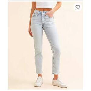 Levi’s Wedgie Straight Jeans Size 25 NWT High Rise Light Wash Cropped Minimalist